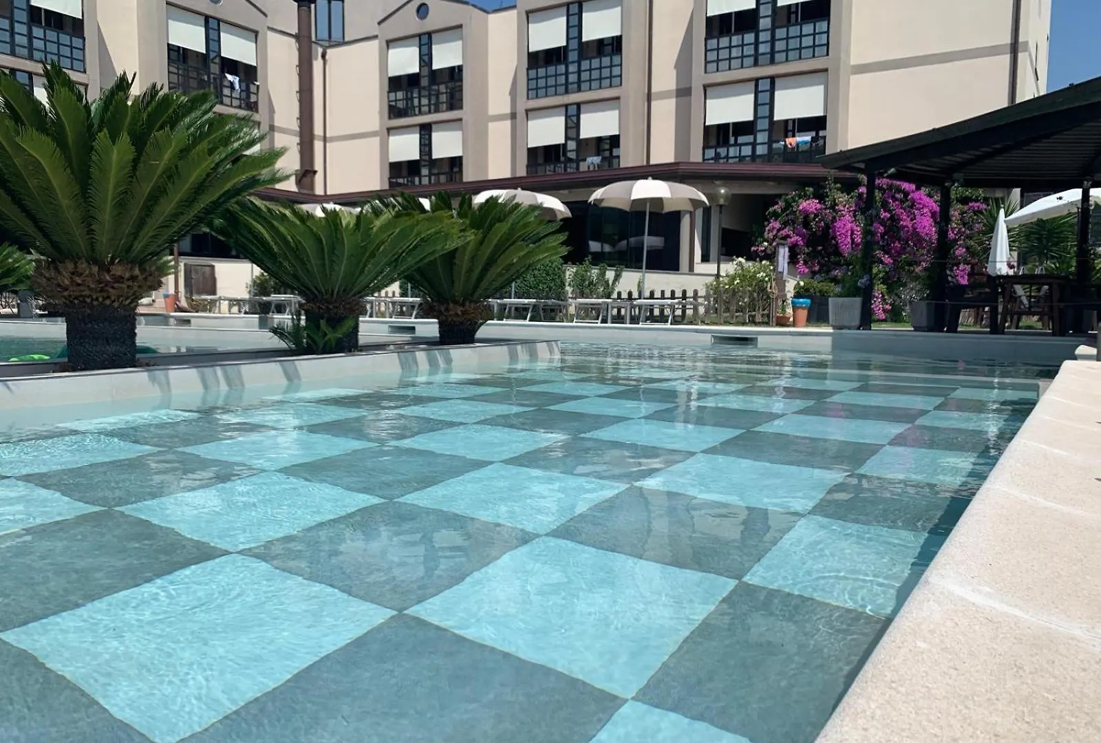 ***  River Park Hotel Ameglia İtalya